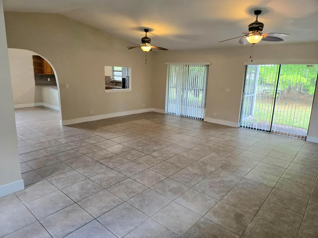 3921 NW 114th Avenue Coral Springs FL 33065