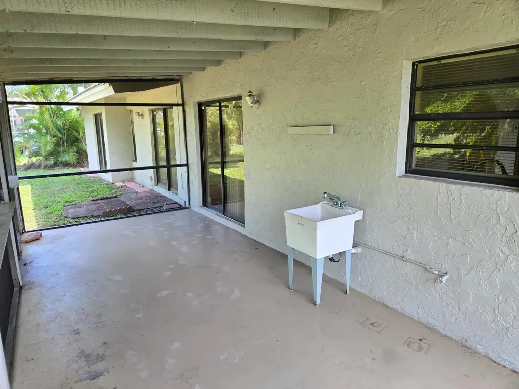 3921 NW 114th Avenue Coral Springs FL 33065