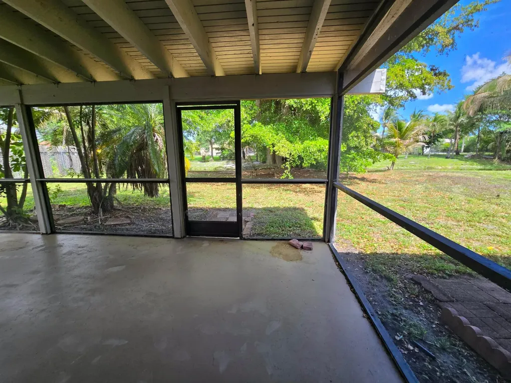 3921 NW 114th Avenue Coral Springs FL 33065
