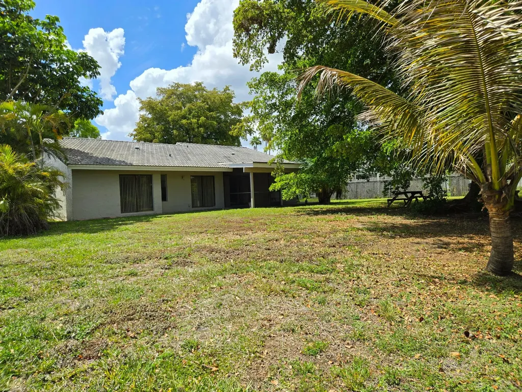 3921 NW 114th Avenue Coral Springs FL 33065