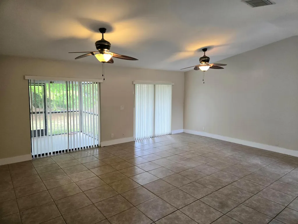 3921 NW 114th Avenue Coral Springs FL 33065