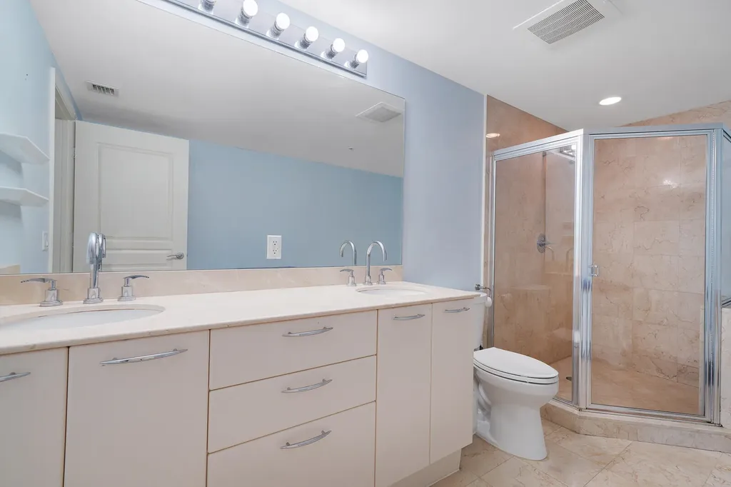 350 SE 2nd Street Fort Lauderdale FL 33301