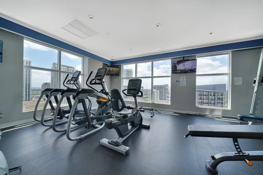 350 SE 2nd Street Fort Lauderdale FL 33301