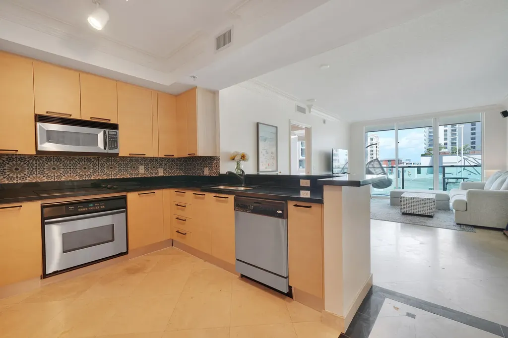 350 SE 2nd Street Fort Lauderdale FL 33301