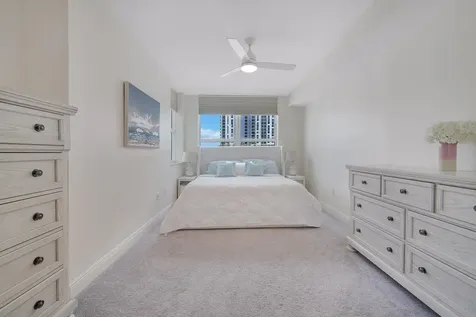 350 SE 2nd Street Fort Lauderdale FL 33301