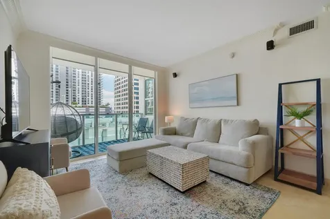 350 SE 2nd Street Fort Lauderdale FL 33301