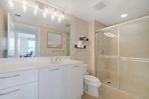 350 SE 2nd Street Fort Lauderdale FL 33301