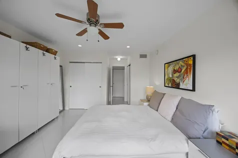 300 Diplomat Parkway Hallandale Beach FL 33009