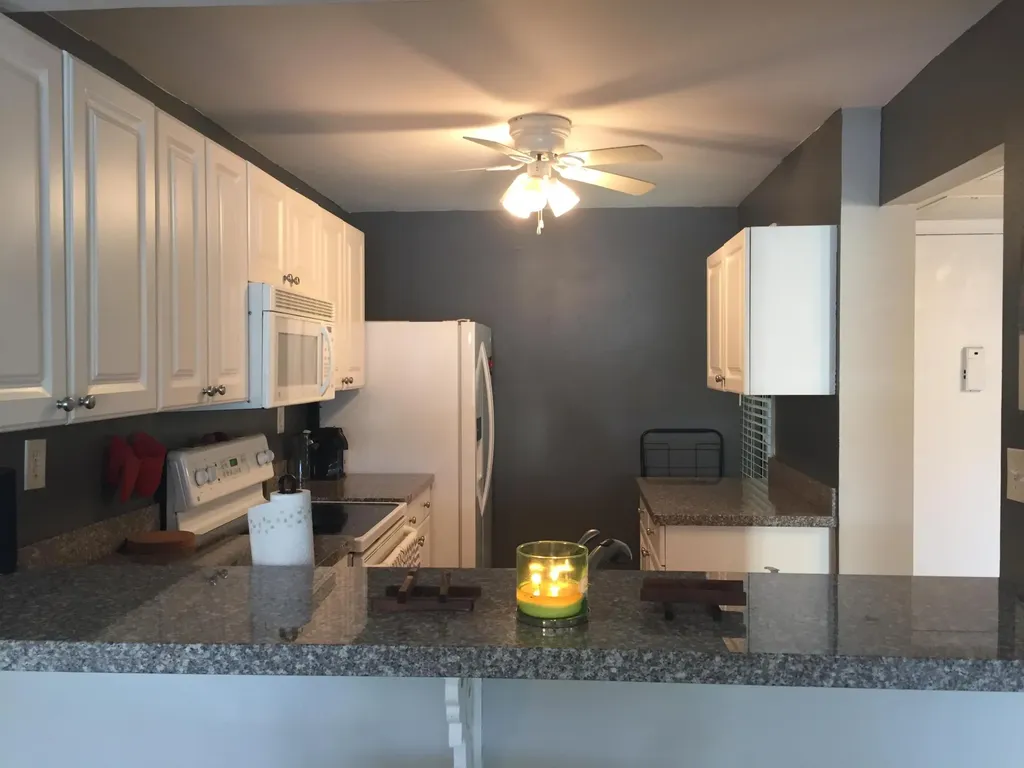 10 Royal Palm Way Boca Raton FL 33432