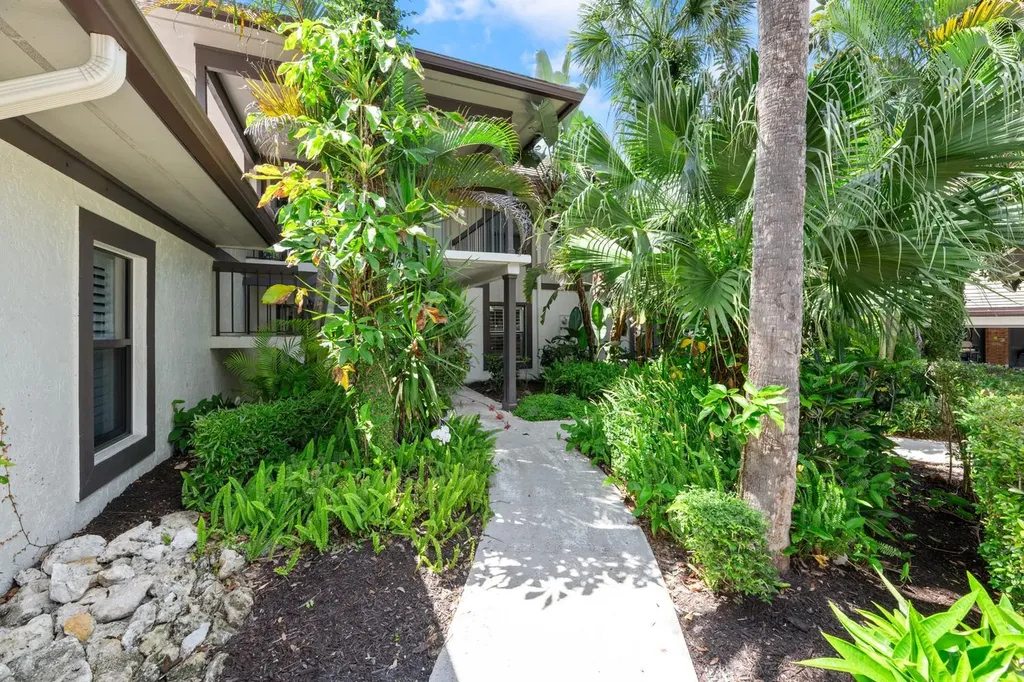 13224 Polo Club Road Wellington FL 33414