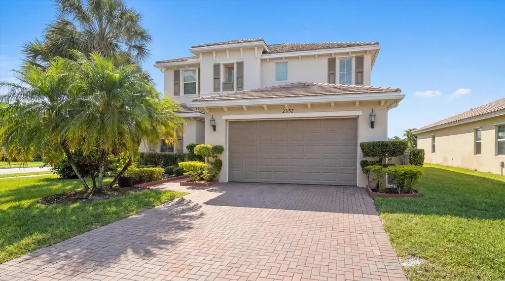 2352 Bellarosa Circle West Palm Beach FL 33411