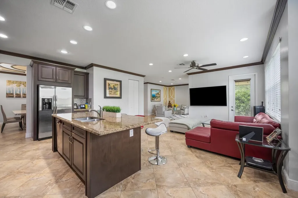 2352 Bellarosa Circle West Palm Beach FL 33411