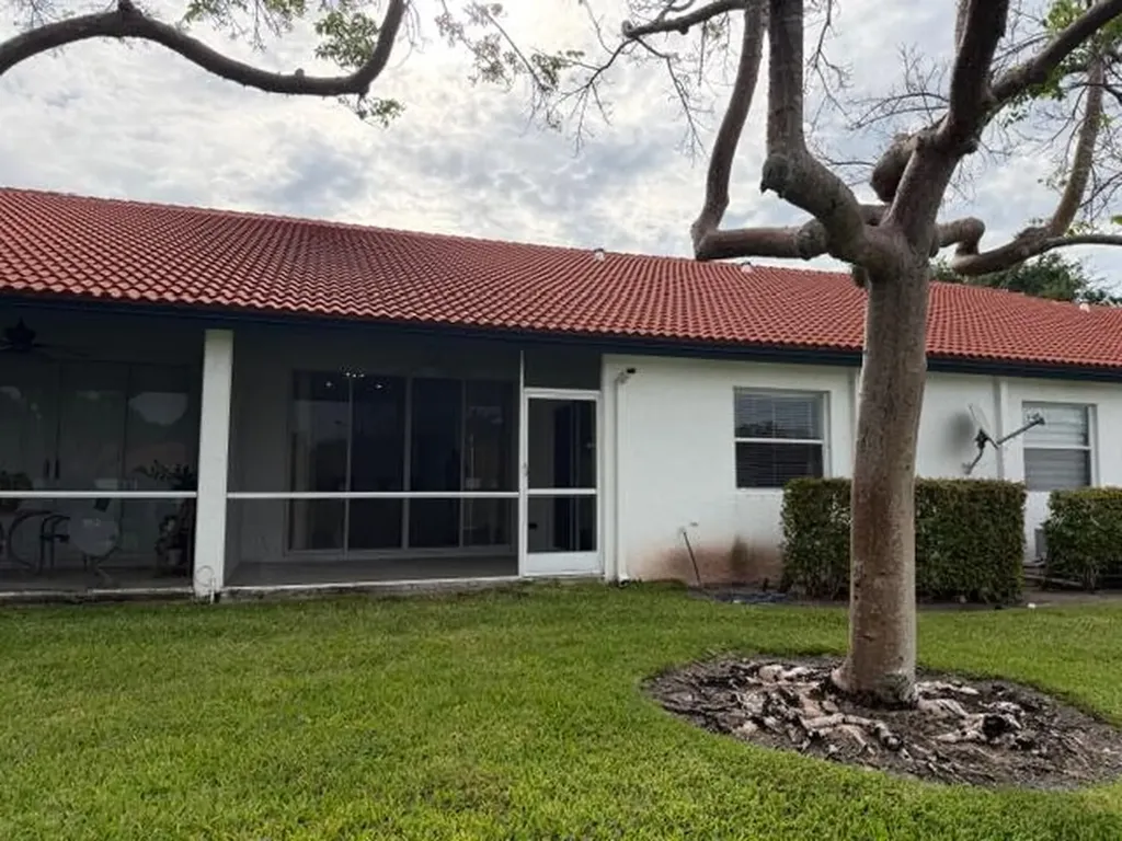 18409 Vía Di Sorrento Boca Raton FL 33496