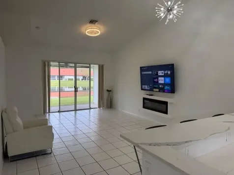 18409 Vía Di Sorrento Boca Raton FL 33496
