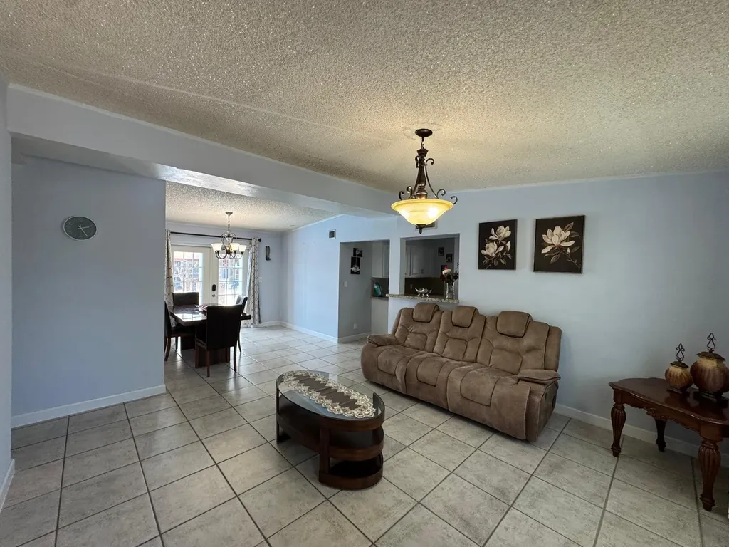 1959 Baythorne Road West Palm Beach FL 33415