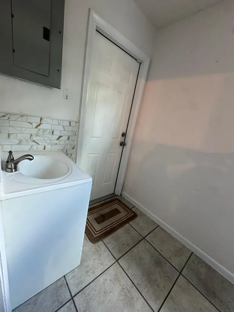 1959 Baythorne Road West Palm Beach FL 33415