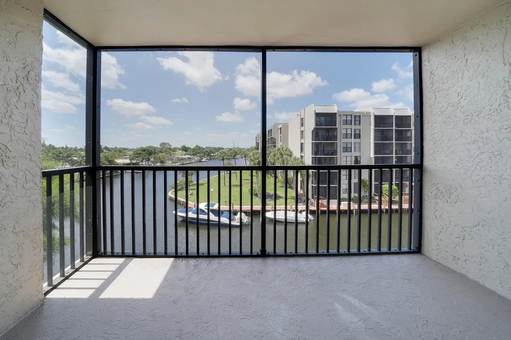 8 Royal Palm Way Boca Raton FL 33432