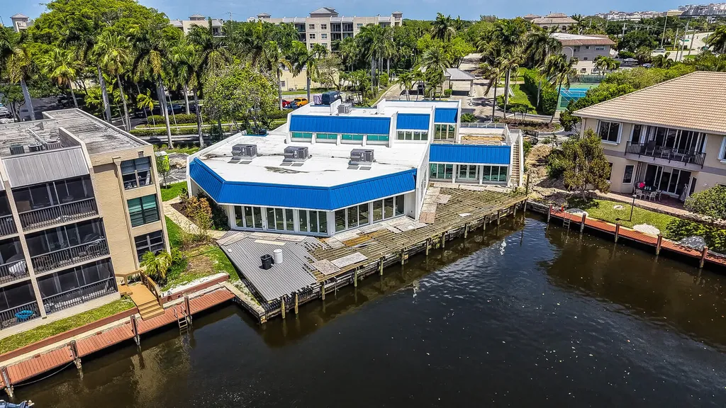 8 Royal Palm Way Boca Raton FL 33432