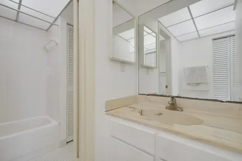 8 Royal Palm Way Boca Raton FL 33432