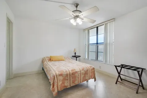 8 Royal Palm Way Boca Raton FL 33432