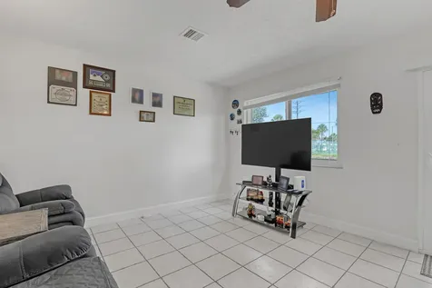 4707 Pier Drive Greenacres FL 33463