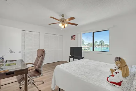 4707 Pier Drive Greenacres FL 33463