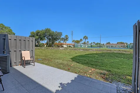 4707 Pier Drive Greenacres FL 33463