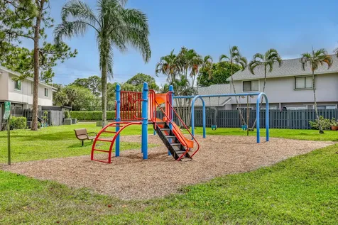 4707 Pier Drive Greenacres FL 33463