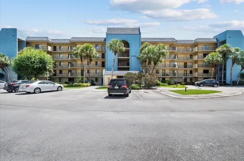 2786 Tennis Club Drive West Palm Beach FL 33417