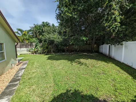 2394 Zeder Avenue Delray Beach FL 33444