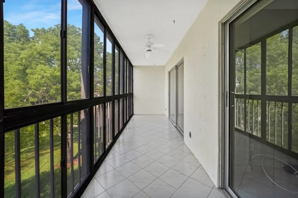7286 Huntington Lane Delray Beach FL 33446