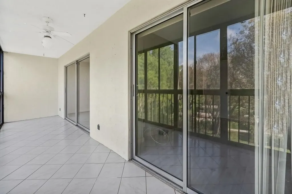 7286 Huntington Lane Delray Beach FL 33446