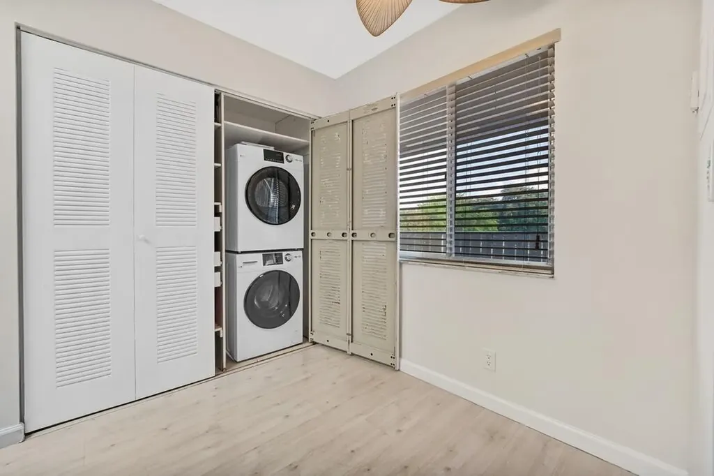 7286 Huntington Lane Delray Beach FL 33446