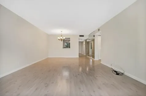 7286 Huntington Lane Delray Beach FL 33446