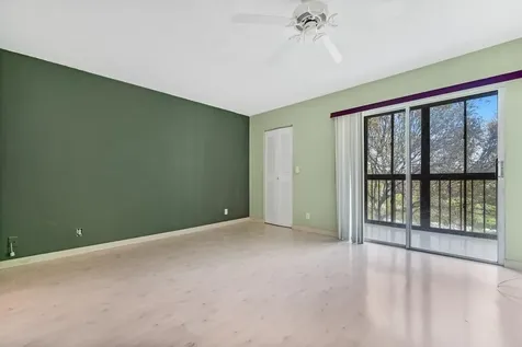 7286 Huntington Lane Delray Beach FL 33446