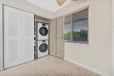 7286 Huntington Lane Delray Beach FL 33446