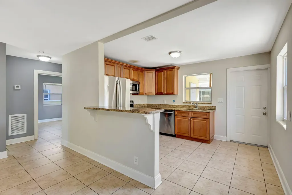 510 48th Street West Palm Beach FL 33407
