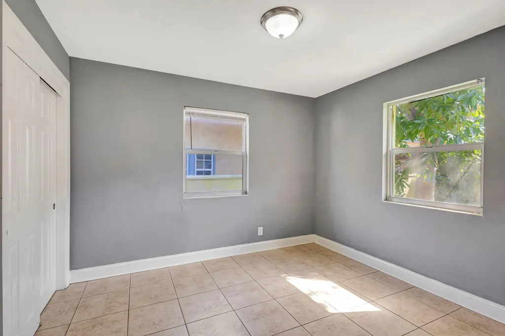 510 48th Street West Palm Beach FL 33407