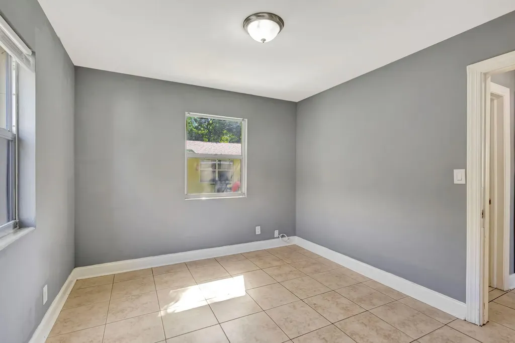 510 48th Street West Palm Beach FL 33407