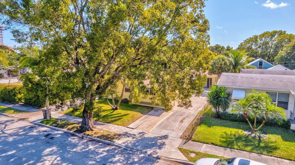 510 48th Street West Palm Beach FL 33407