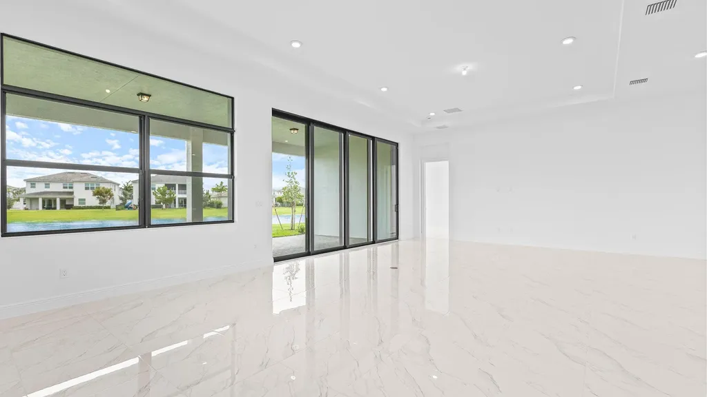 5474 Hutchinson Way The Acreage FL 33470