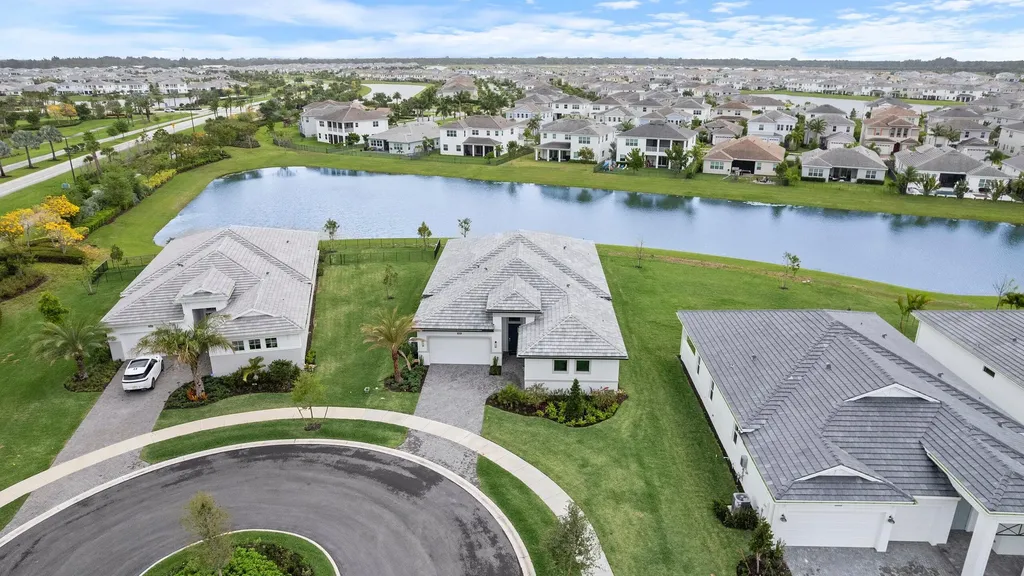 5474 Hutchinson Way The Acreage FL 33470