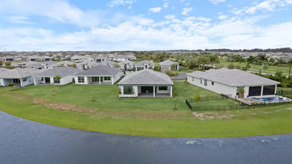 5474 Hutchinson Way The Acreage FL 33470