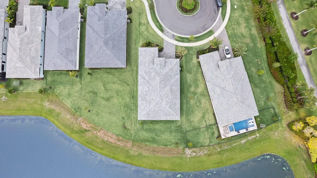 5474 Hutchinson Way The Acreage FL 33470