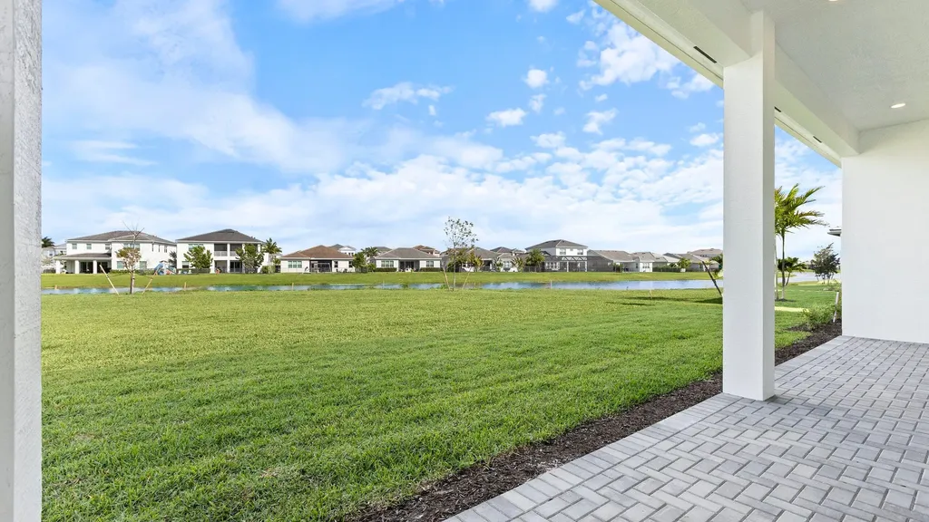 5468 Hutchinson Way Westlake FL 33470