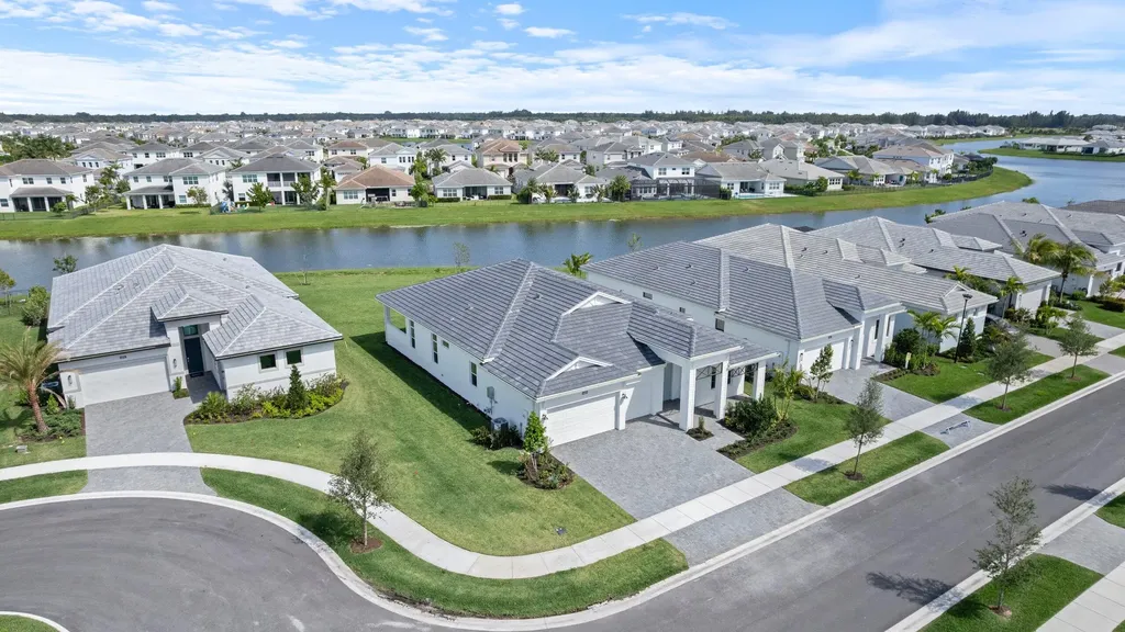 5468 Hutchinson Way Westlake FL 33470