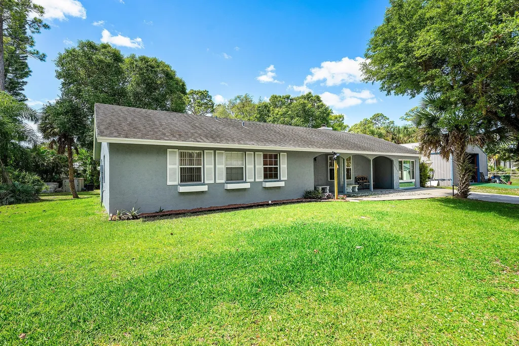 15248 77th Place N Loxahatchee FL 33470