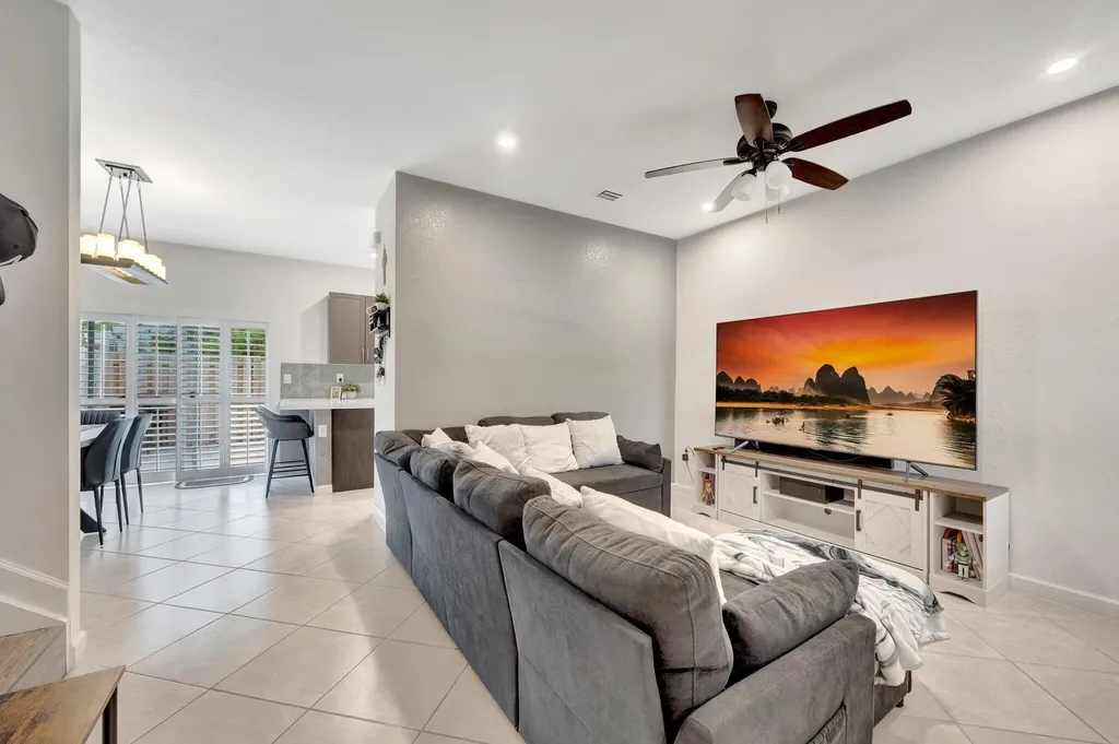 2629 SE 13th Street Homestead FL 33035