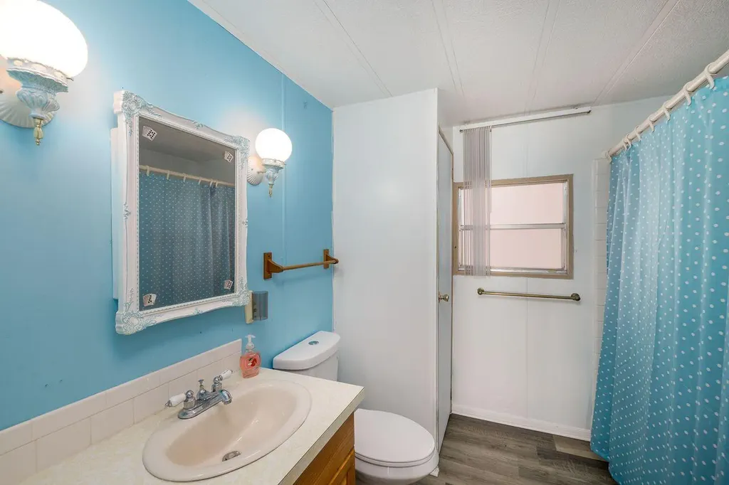 2001 N 83rd Avenue Avenue N St. Petersburg FL 33702