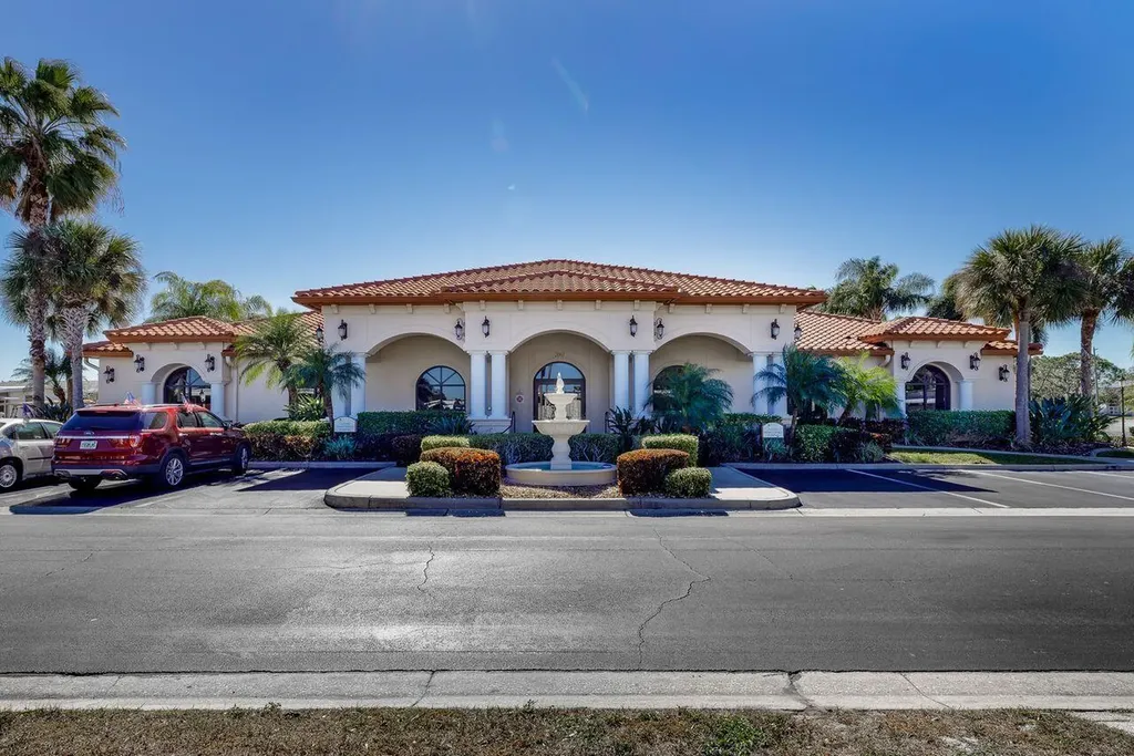2001 N 83rd Avenue Avenue N St. Petersburg FL 33702